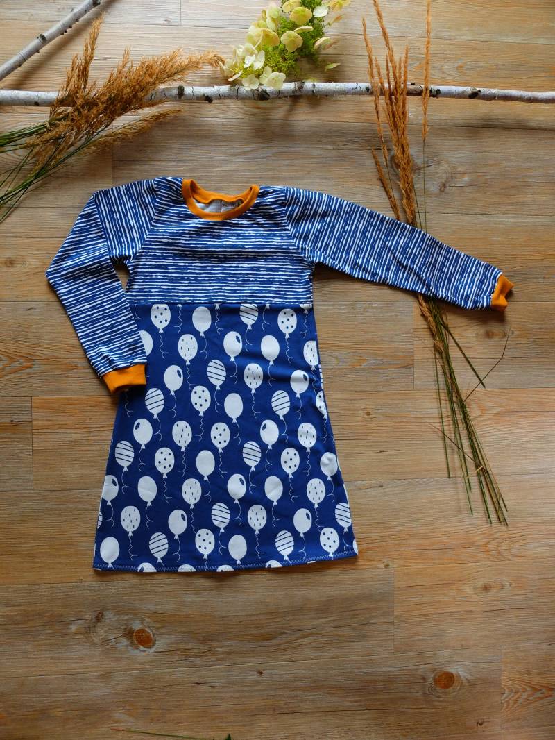 Größe 122, Mädchenkleid, Streifen Und Ballons, Blau/Weiß, Jersey von HerzstichKreationen