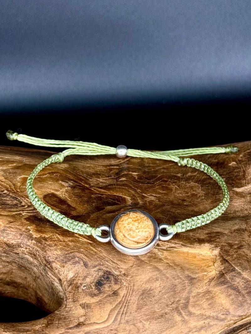 Landschaftsjaspis Armband, Makramee Cabochon Edelstein Schmuck, Handgefertigt, Schiebeverschluss Zamak, Naturstein Schmuck von HerzstueckeVonKatja