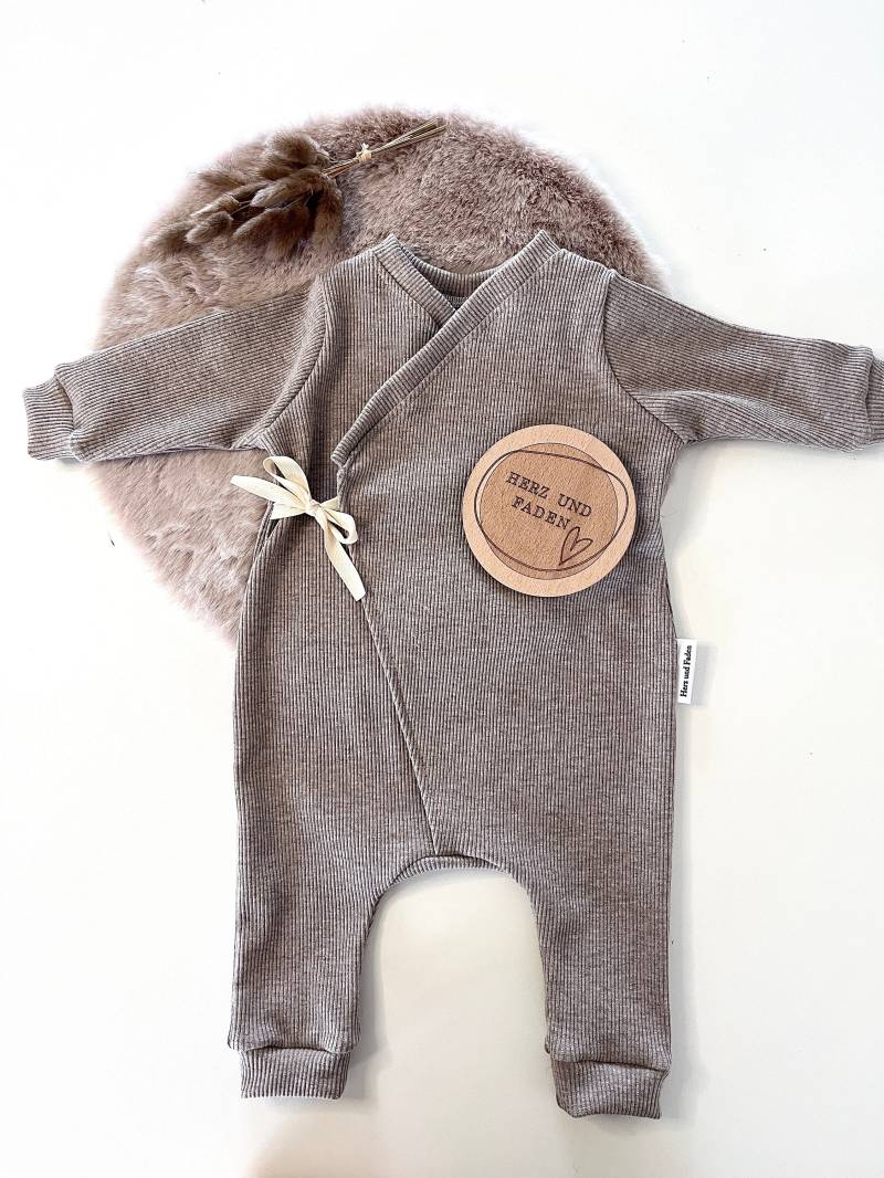 Wickelstrampler Baby/Ribjersey Neugeborene Geburtsgeschenk Overall Strampler von HerzundFadenhandmade