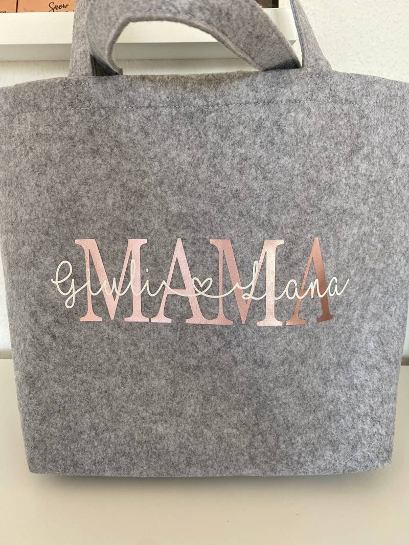 Personalisierte Filztasche | Handtasche Oma Mama Mom Mum Geschenk Personalisiert Shopper Muttertag von HerzwunschDesign