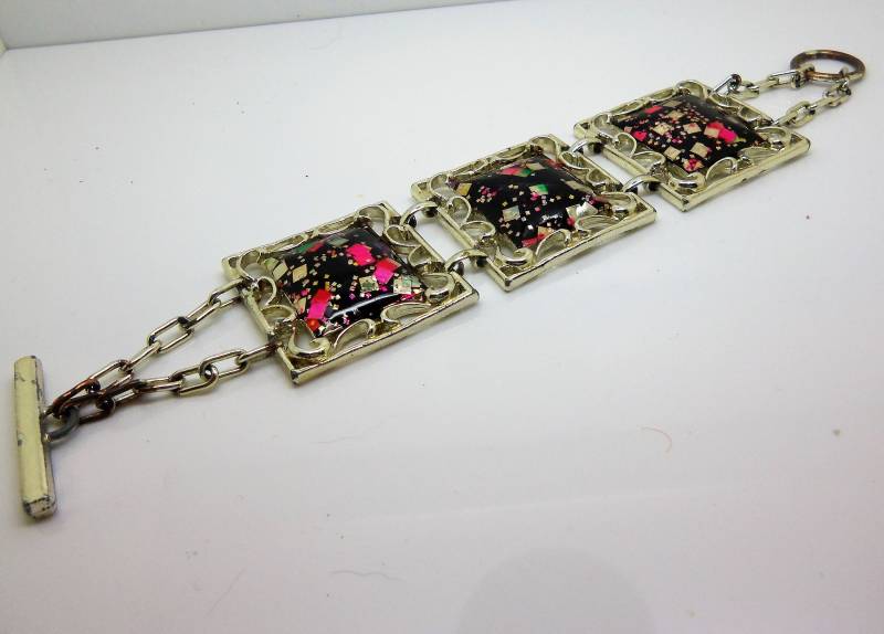Mehrfarbiges Konfetti Lucite Panel Armband Und Passende Ohrringe Mehrfarbiges Konfetti Lucite Panel Armband Und Passende Ohrringe von HettiesHatbox