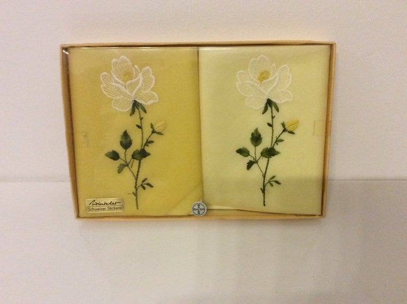 Schweizer Stickereien Schweizer Stickereien von Heutegeoeffnet