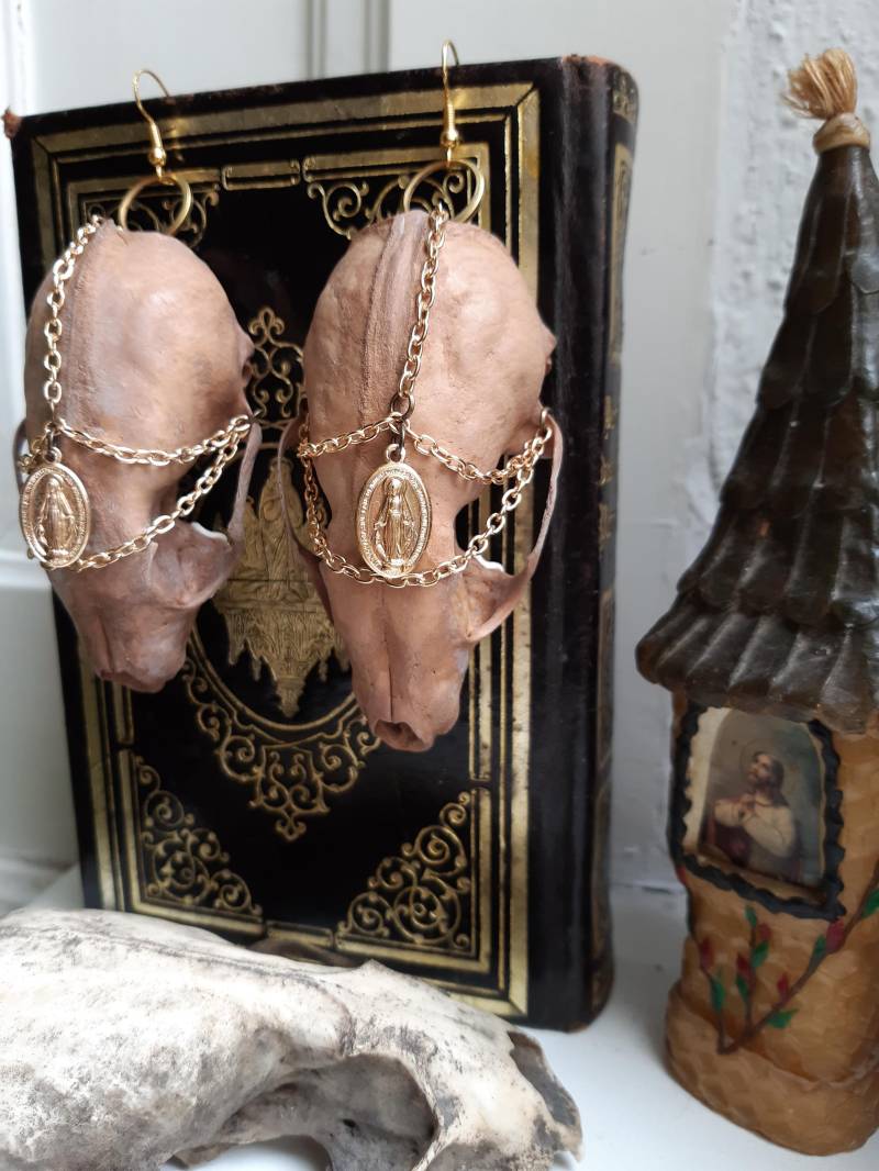 Schädel Ohrringe, Marder Schädel, Heilige Maria Anhänger, Gothic Schmuck, Ohrringe Schädel Ohrringe, Marder Schädel, Heilige Maria Anhänger, Gothic Schmuck, Ohrringe von HexNwerk
