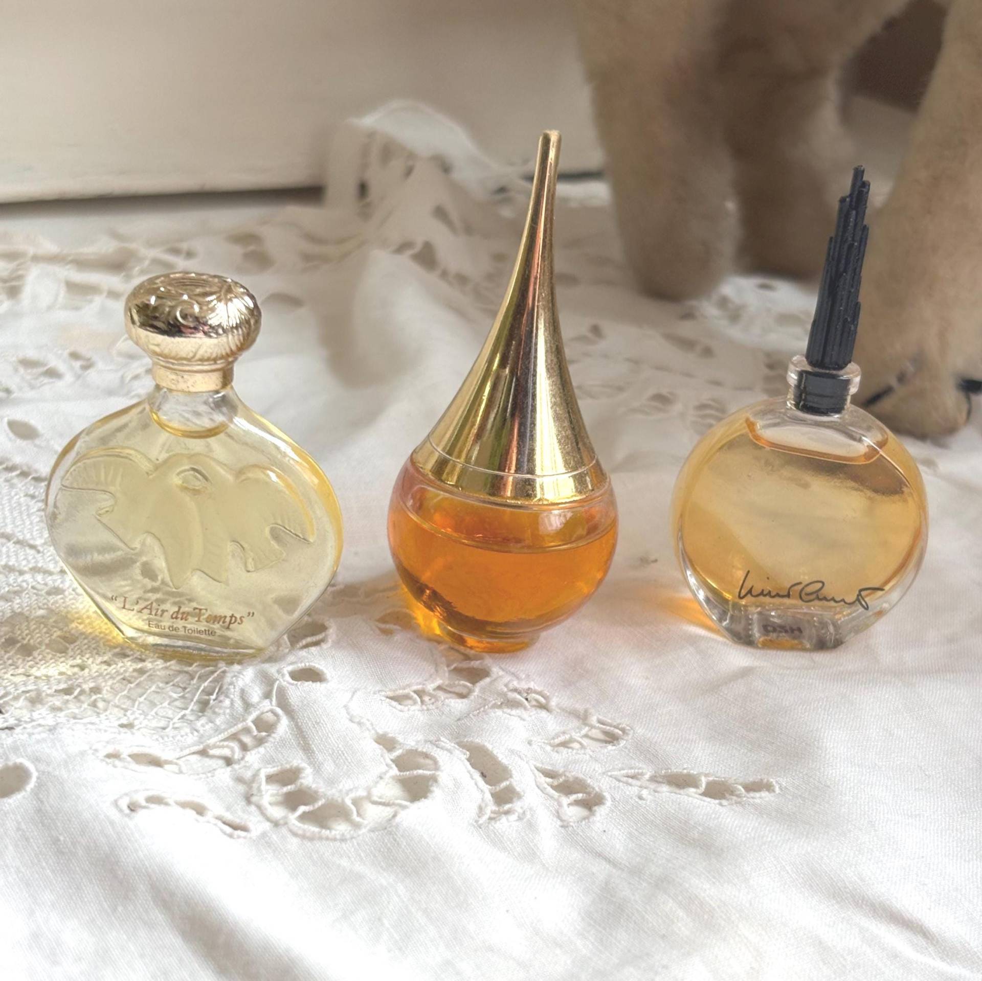3x Vintage Parfüm Miniaturen Nina Ricci Plus Andere 3x Vintage Parfüm Miniaturen Nina Ricci Plus Andere von HexenbesenShop