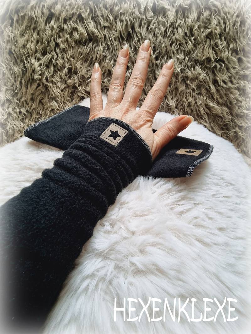 Armstulpen, Pulswärmer Aus Fleece, Schwarz, Ohne Daumen von Hexenklexe