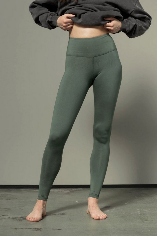 Hey Honey Funktionsleggings "Arctic Mossy Green" von Hey Honey