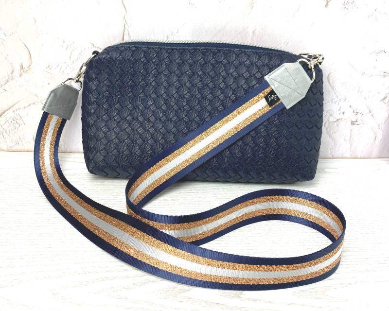 Crossbody Bag/ Umhängetasche Aus Kunstleder Inkl. Gurt von HeyHandmadeShop
