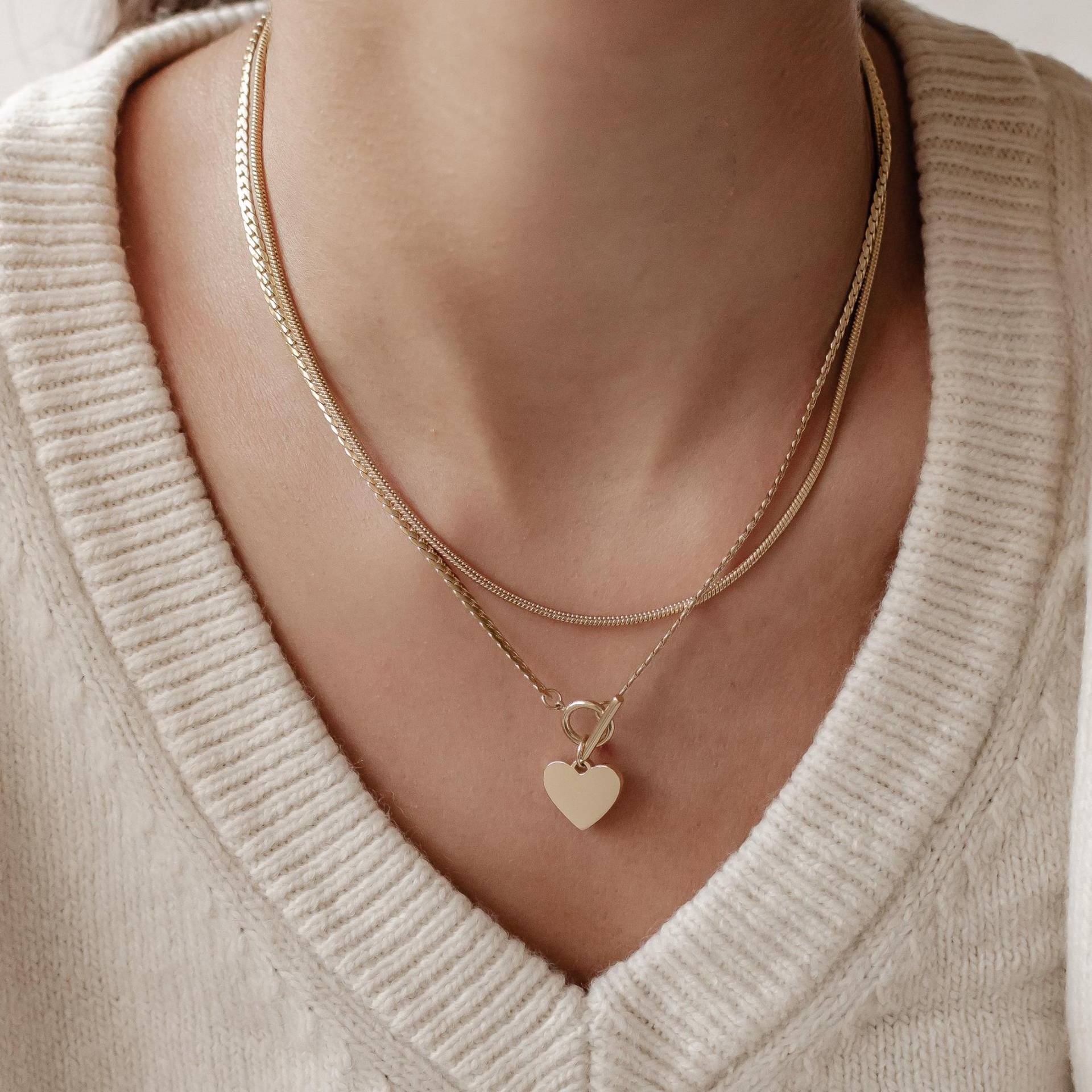 Herz Layering Ketten-Set | Vergoldete Schlangenkette & T-Bar Kette Anhänger Wasserfeste Halskette von HeyHappinessJewelry