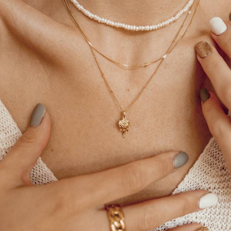 Kette Mit Rose Anhänger Vergoldeter Sterlingsilber von HeyHappinessJewelry