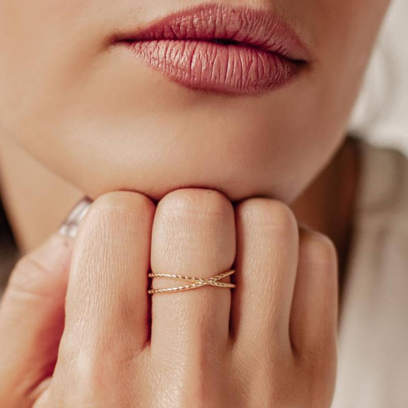 Überkreuzungsring Sterling Silber Vergoldet | Doppelring Gekreuzt X Band Ring Dünner Rose Gold 925 Minimalistisch von HeyHappinessJewelry