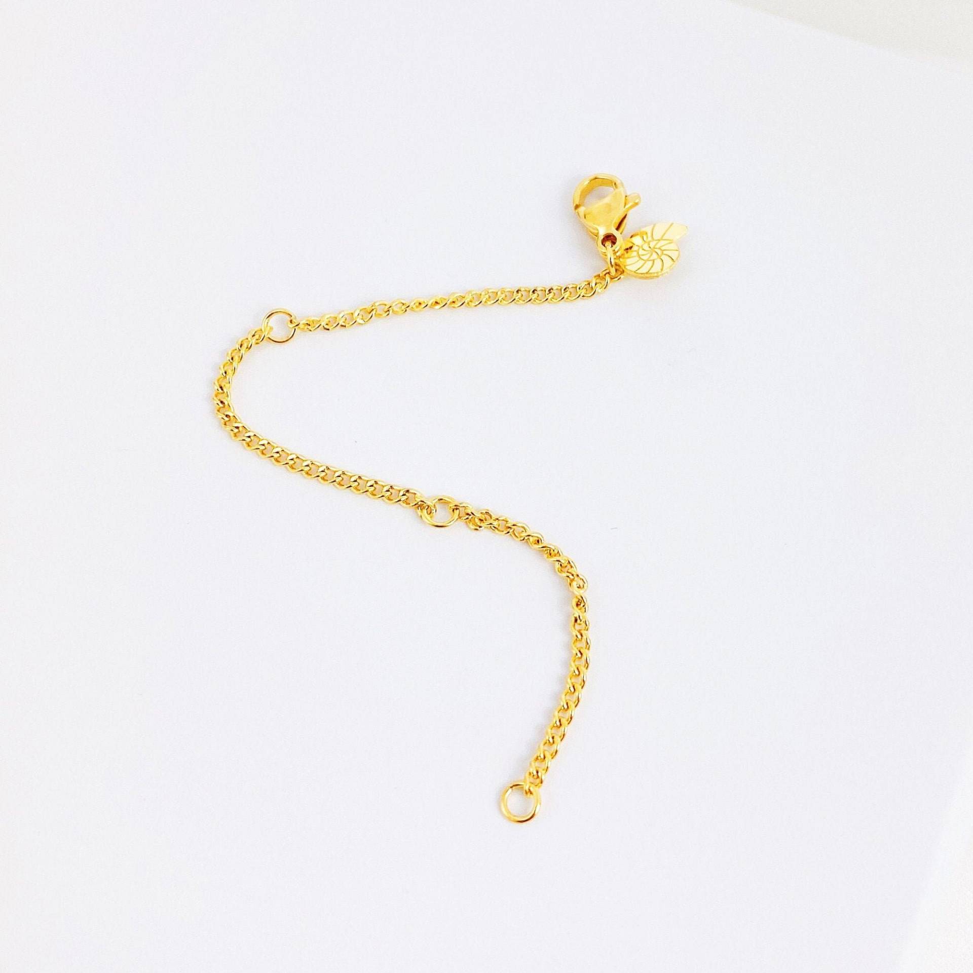 Verlängerungskette Gold | Filigrane Kette Verlängerung Mit Karabinerverschluss Edelstahlschmuck Erhältlich in 3 Farben Verlängerungskette Gold | Filigrane Kette Verlängerung Mit Karabinerverschluss Edelstahlschmuck Erhältlich in 3 Farben von HeyHappinessJewelry