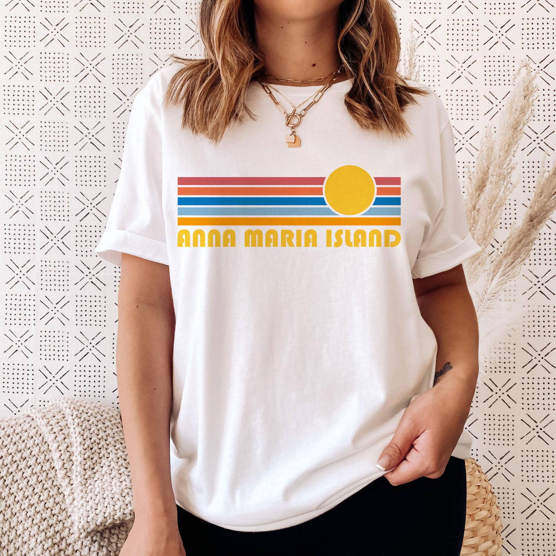 Anna Maria Island T-Shirt Retro Sonnenuntergang Unisex T-Shirt von HeyMountains