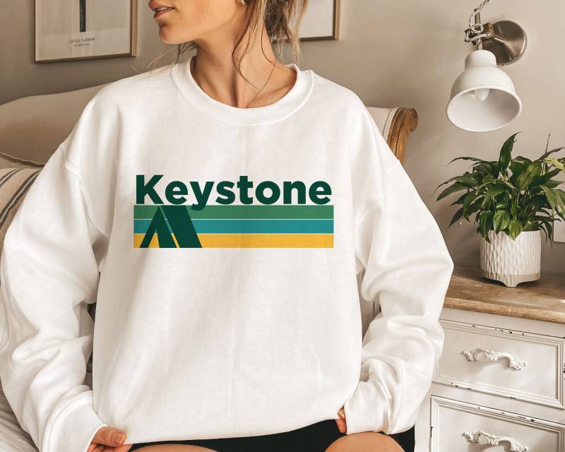 Keystone Colorado Sweatshirt Retro-Unisex Rundhalsausschnitt von HeyMountains