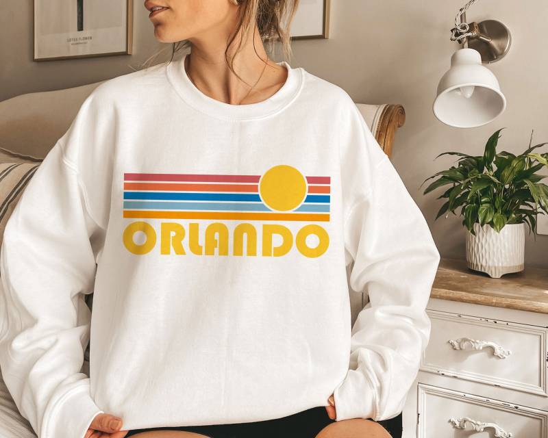 Retro Florida Sweatshirt Unisex Rundhalspullover Mit Sunset Design von HeyMountains