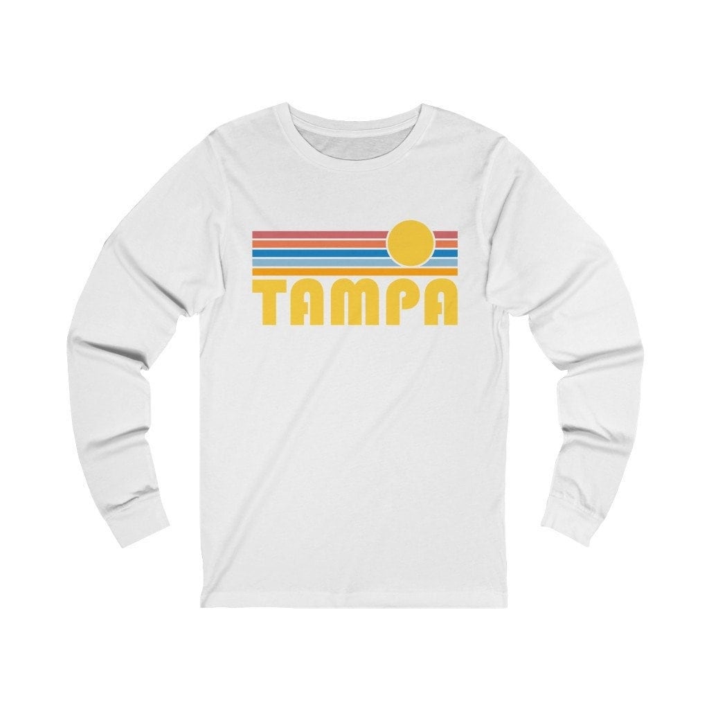 Tampa, Florida Langarm-Shirt, Unisex Retro Sun Langarm Tampa T-Shirt von HeyMountains