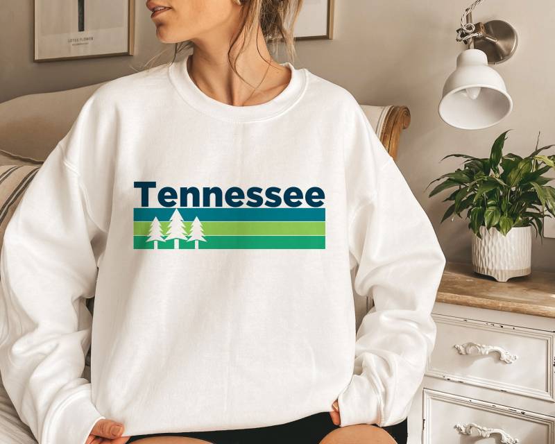 Tennessee Sweatshirt, Retro Bäume Erwachsene Unisex Rundhals Pullover - Personalisierung Verfügbar von HeyMountains