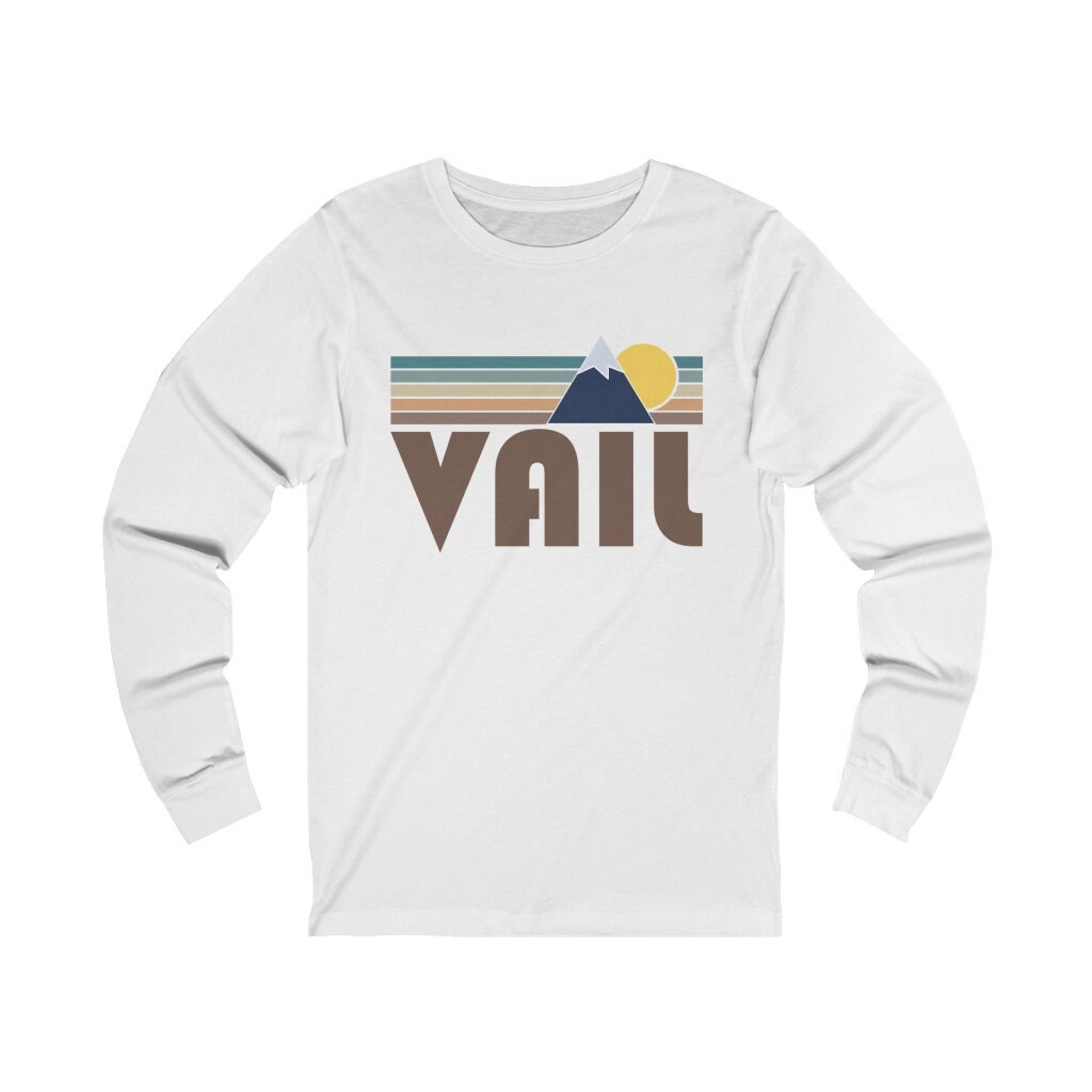 Vail, Colorado Langarm-Shirt, Unisex Herbst Retro Berg Langarm Vail T-Shirt von HeyMountains