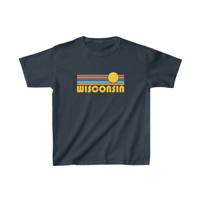 Wisconsin Jugend Shirt, Retro Sonnenaufgang Kinder T-Shirt - Personalisierung Verfügbar von HeyMountains