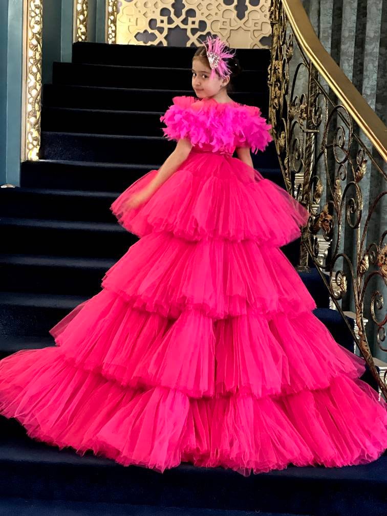 Blumenmädchen-Tüllkleid, Mädchen-Fuchsia-Kleid, Pinkes Kleinkind-Partykleid, Fuchsia-Festzugkleid, Mädchen-Luxus-Schleppe-Tüll-Magenta-Kleid Blumenmädchen-Tüllkleid, Mädchen-Fuchsia-Kleid, Pinkes Kleinkind-Partykleid, Fuchsia-Festzugkleid, Mädchen-Luxus-Schleppe-Tüll-Magenta-Kleid von HeyloDesign