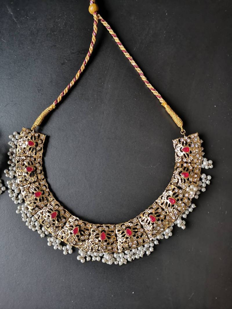 Hyderabadi Chain & Earrings Hyderabadi Chain & Earrings von HibaBoutique