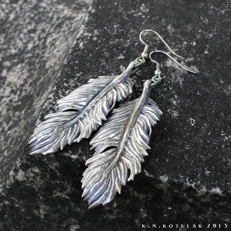 Eule Feder- - Handgefertigte Ohrringe in Sterling Silber Oder Bronze Eule Feder- - Handgefertigte Ohrringe in Sterling Silber Oder Bronze von Hibernacula
