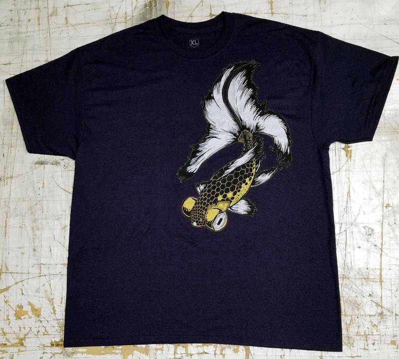 Pxlfsh Teleskop Gold Und Silber Auf Blackberry T-Shirt von HiddenEmperorX