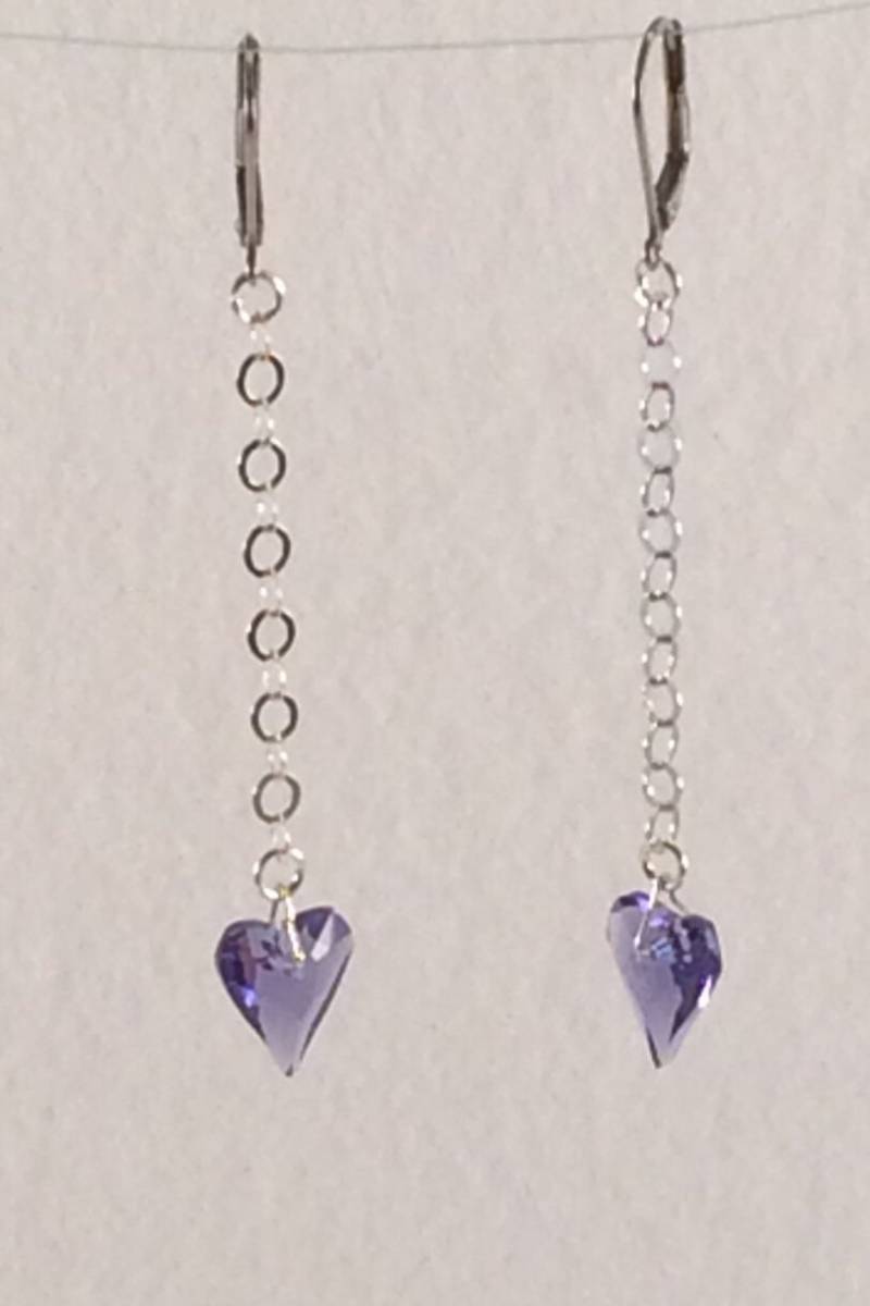 Kristall Herz Tropfen Ohrringe in Tansanit Kristall Herz Tropfen Ohrringe in Tansanit von HiddenFacetsJewelry