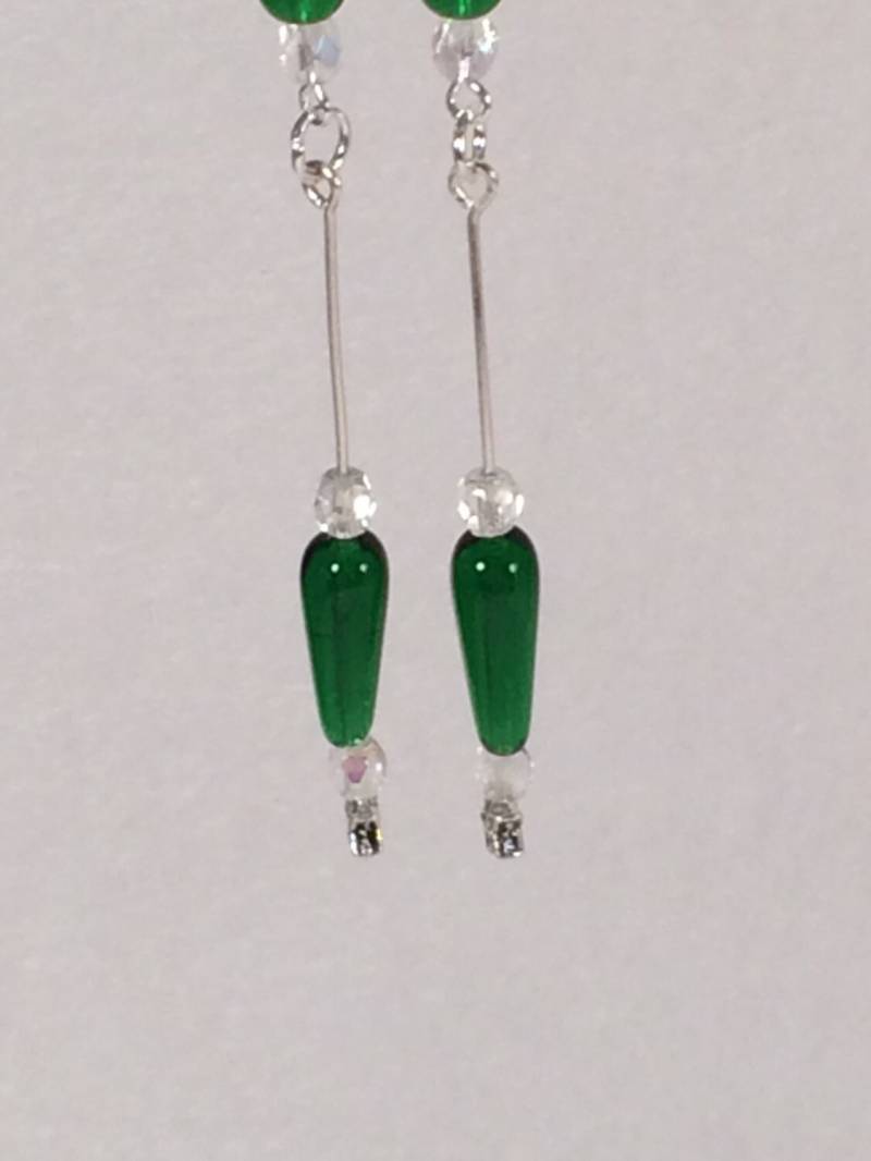 Smaragd Grünem Glas Und Stern Ohrringe Smaragd Grünem Glas Und Stern Ohrringe von HiddenFacetsJewelry