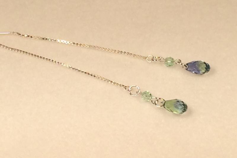 sterling Silber Ohrfäden Mit Kristall Briolette in Vorsehung Lavendel Und Chrysolit sterling Silber Ohrfäden Mit Kristall Briolette in Vorsehung Lavendel Und Chrysolit von HiddenFacetsJewelry