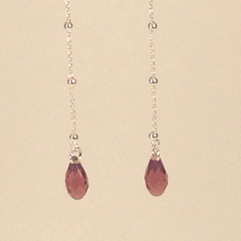 sterling Silber Ohrfäden Mit Kristall Briolettes in Cyclamen Opal sterling Silber Ohrfäden Mit Kristall Briolettes in Cyclamen Opal von HiddenFacetsJewelry
