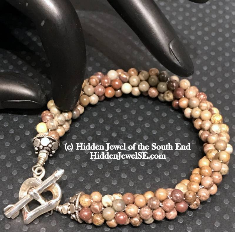 Braunregenwald Jaspis Armband, Gehäkelt Sterling Silber Herz Und Pfeil Umschalt | C123 von HiddenJewelSE