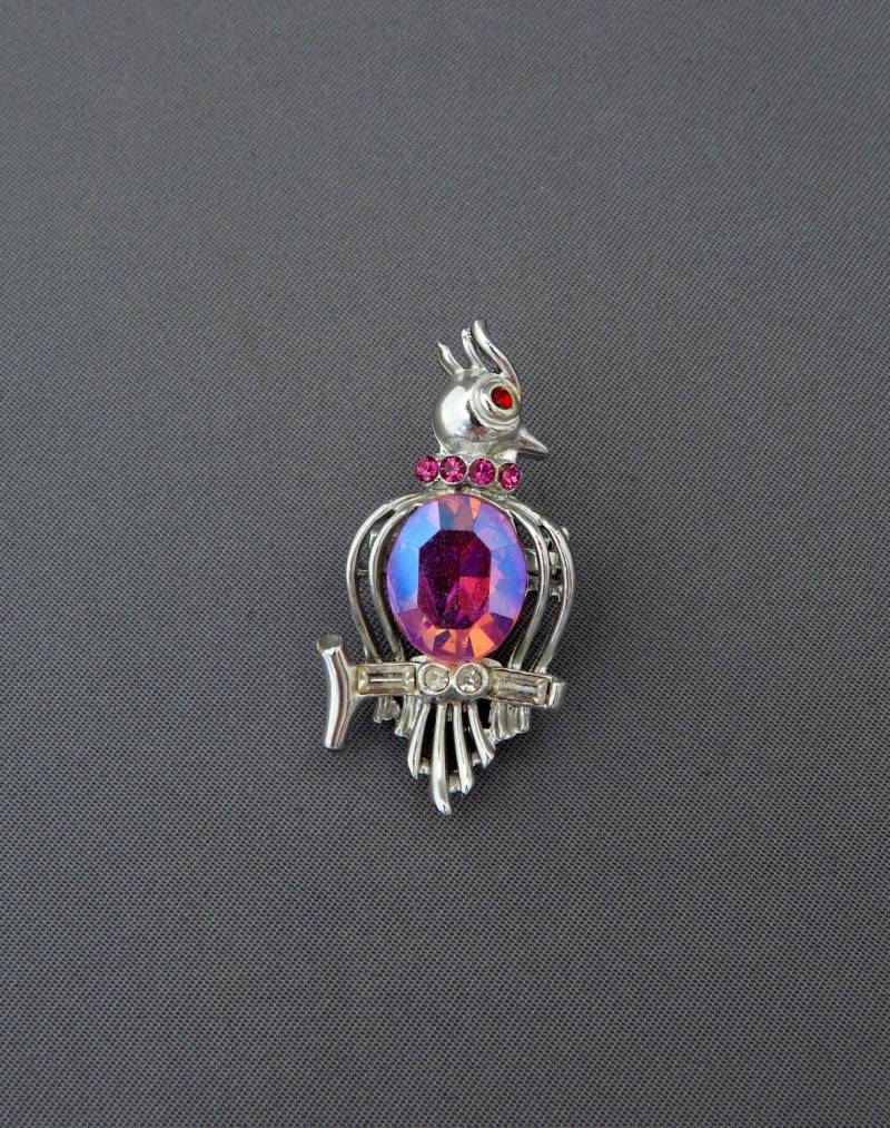 Lisner Vogel Pin Selten Strass Bauch, Aurora Borealis Pink Brosche, Liebhaber Geschenk Lisner Vogel Pin Selten Strass Bauch, Aurora Borealis Pink Brosche, Liebhaber Geschenk von HiddenStairwayFinds