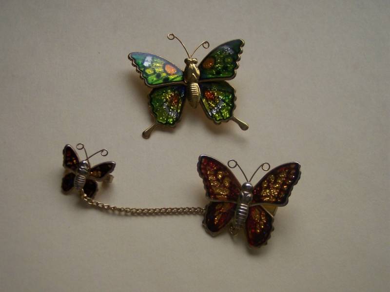 Vintage Sammlung Von 3 Schmetterling Scatter Pins Emaillierte Schmetterlinge Broschen Vintage Sammlung Von 3 Schmetterling Scatter Pins Emaillierte Schmetterlinge Broschen von Hiddenbear