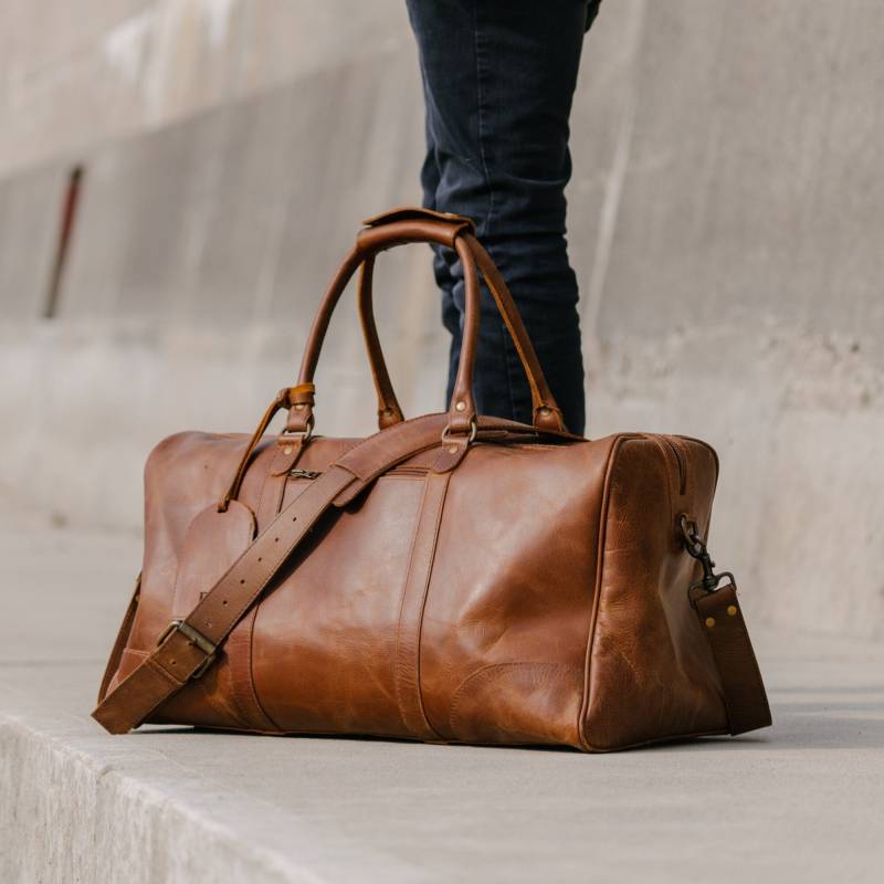 Personalisierte Leder Seesack Männer Monogramm Vollnarbenleder Weekender Reisetasche Groomsmen Geschenk Weihnachtsgeschenke Für Ihn Freund von HidesHandcrafted