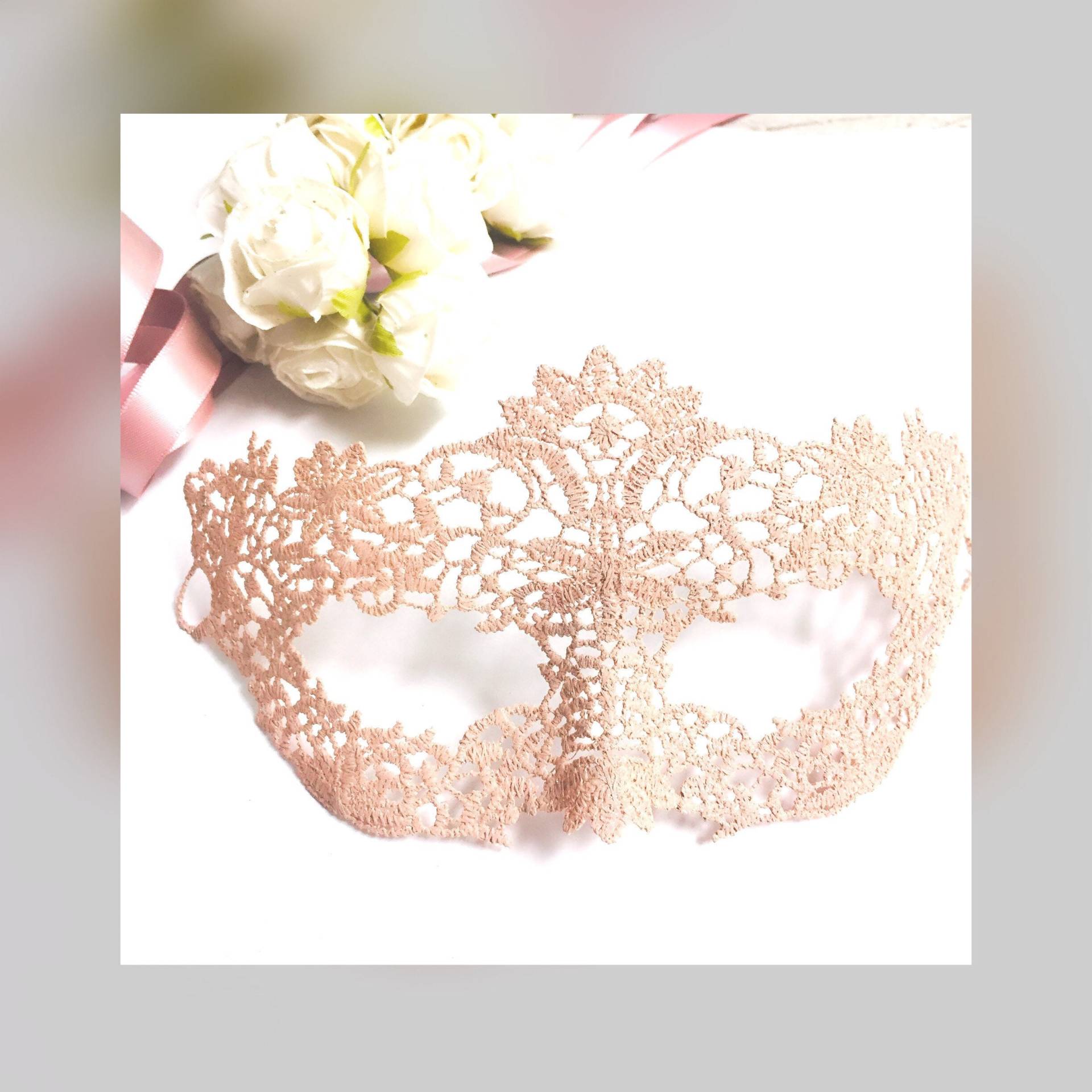 Braut-Maskerade-Spitzenmaske, Hochzeitsmaskerade, Pfirsichrosa Hochzeit, Brautjungfern-Maskerademasken von HigginsCreek