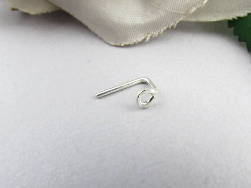 Kleine Silber Nasenstecker - Sterling L Form Nasenring Knorpel Ohrstecker Wire Wrap Bolzen Nasenschmuck Körperschmuck von HighPassBodyJewelry