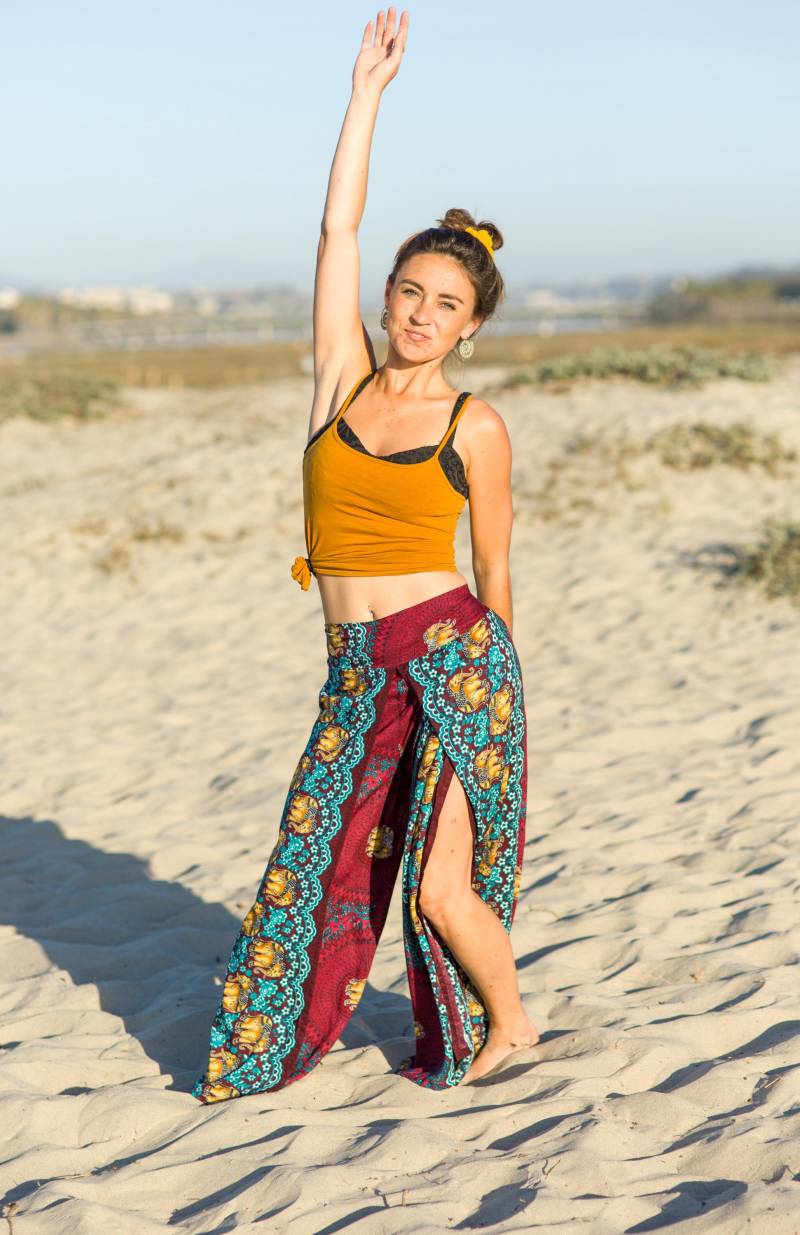 Elefanten-Print-Hose Mit Offenem Bein Boho Harem-stil, Kastanienbraune Urlaubskleidung von HighThai