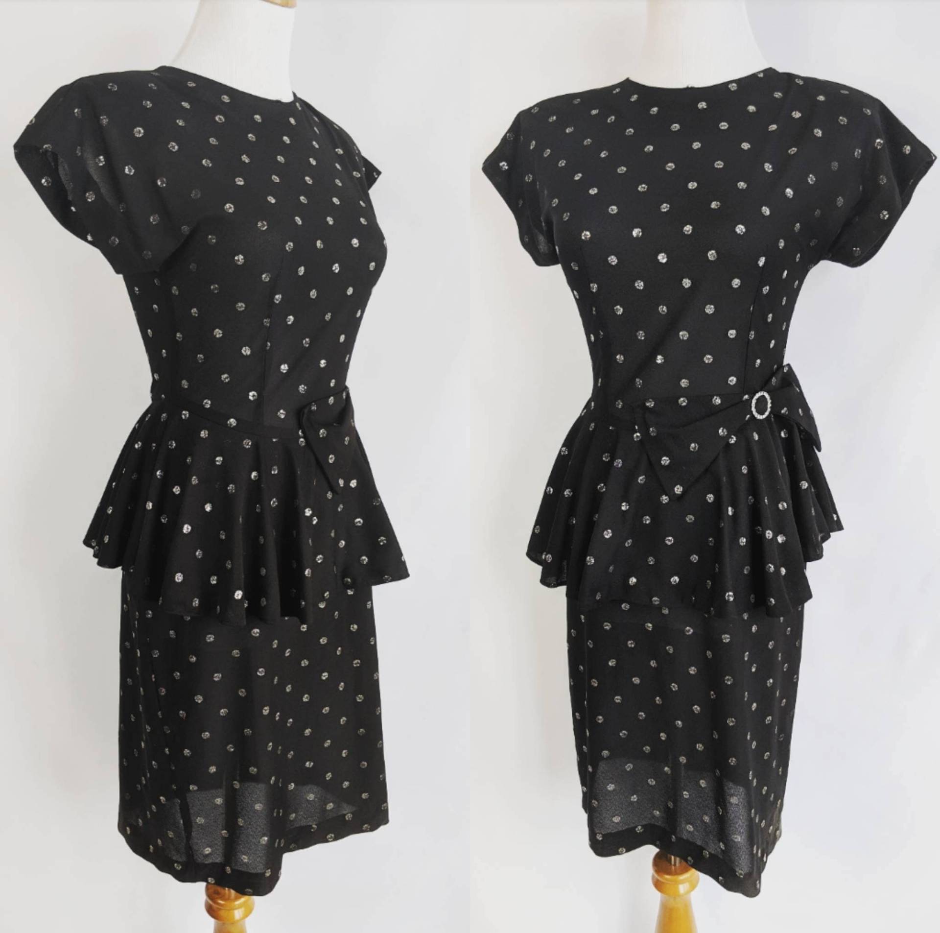 Clearance Flirty Vintage Schwarzes Schößchen Kleid Mit Silber Glitzer Polkadots Clearance Flirty Vintage Schwarzes Schößchen Kleid Mit Silber Glitzer Polkadots von HighVoltageVintagers