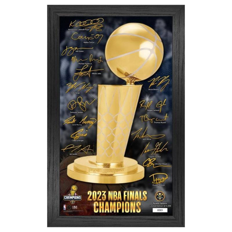 Denver Nuggets 2023 NBA Champions Signature Trophy Pano Bild von Highland Mint