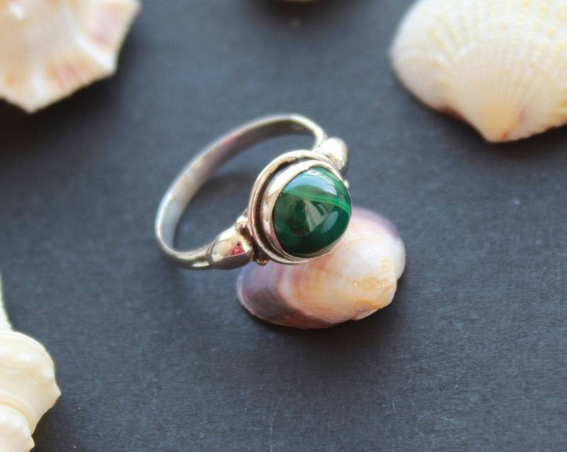 Grüner Malachit Ring | 925 Sterling Silber Runder Stein Edelstein Frauen Boho Unikat von HighlightIN
