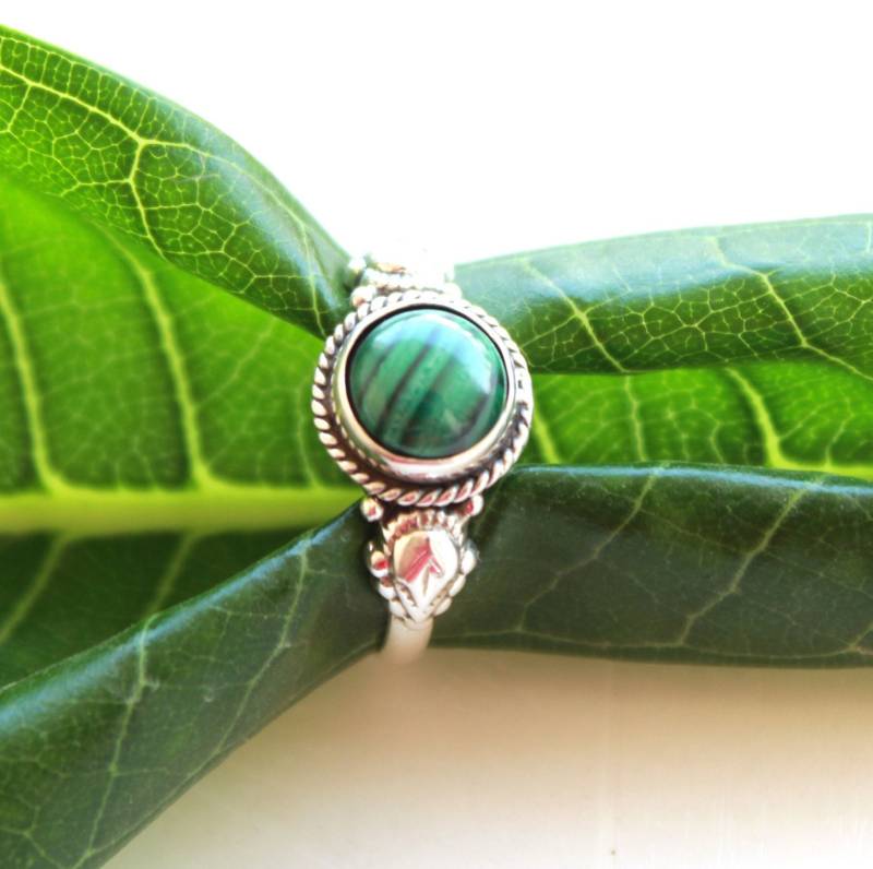 Grüner Malachit Ring | 925 Sterling Silber Runder Stein Edelstein Frauen Boho Unikat von HighlightIN