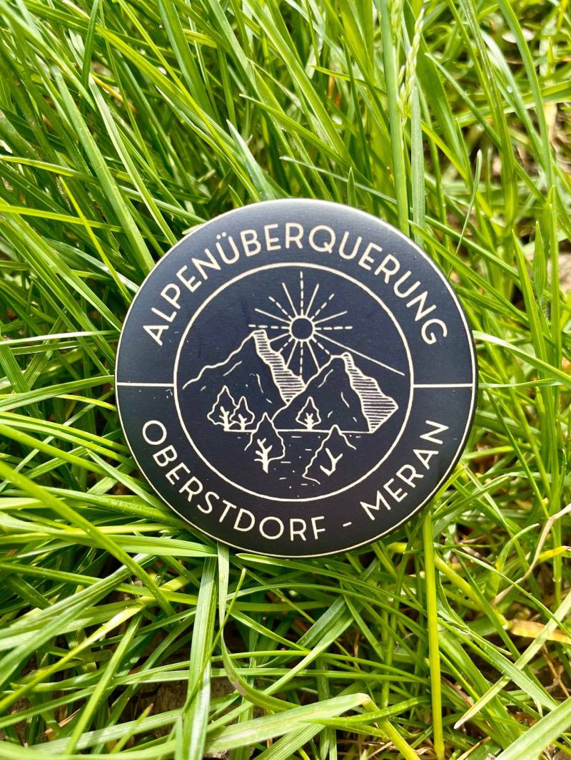 Button Alpenüberquerung Alpencross Oberstdorf Meran E5 Weitwanderweg Badge Pin Button Alpenüberquerung Alpencross Oberstdorf Meran E5 Weitwanderweg Badge Pin von HikeAndOutdoor