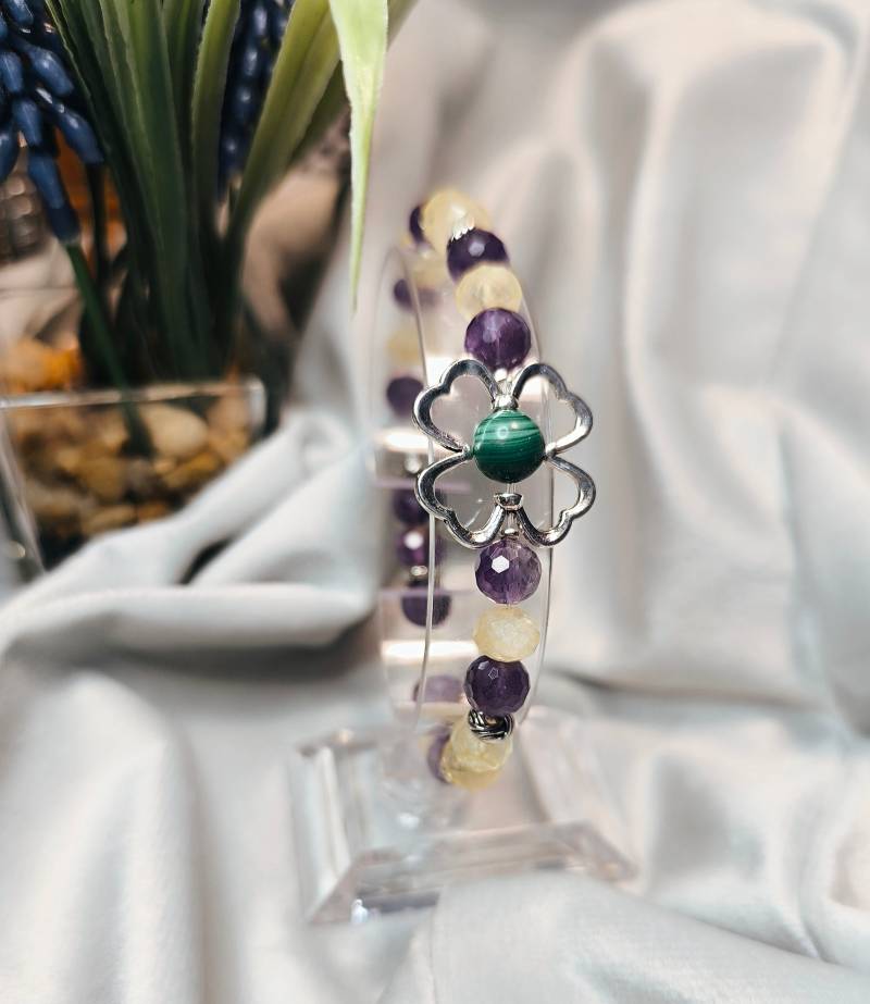 Armband. Citrin. Amethyst. Malachit. Symbol Des Glücks. Natürliche Steine. Lithotherapie-Set "Positives Denken' Armband. Citrin. Amethyst. Malachit. Symbol Des Glücks. Natürliche Steine. Lithotherapie-Set "Positives Denken' von HilfeausderNatur