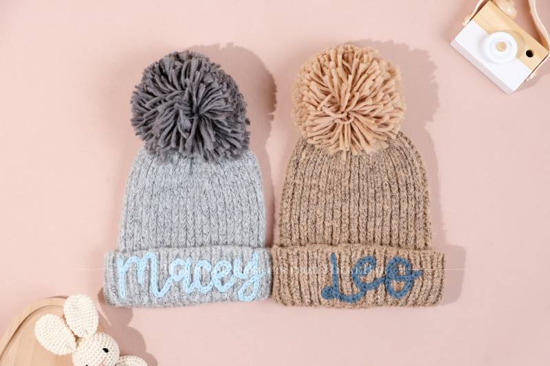 Personalisierte Baby Mütze Pom Mütze von HilkeBar