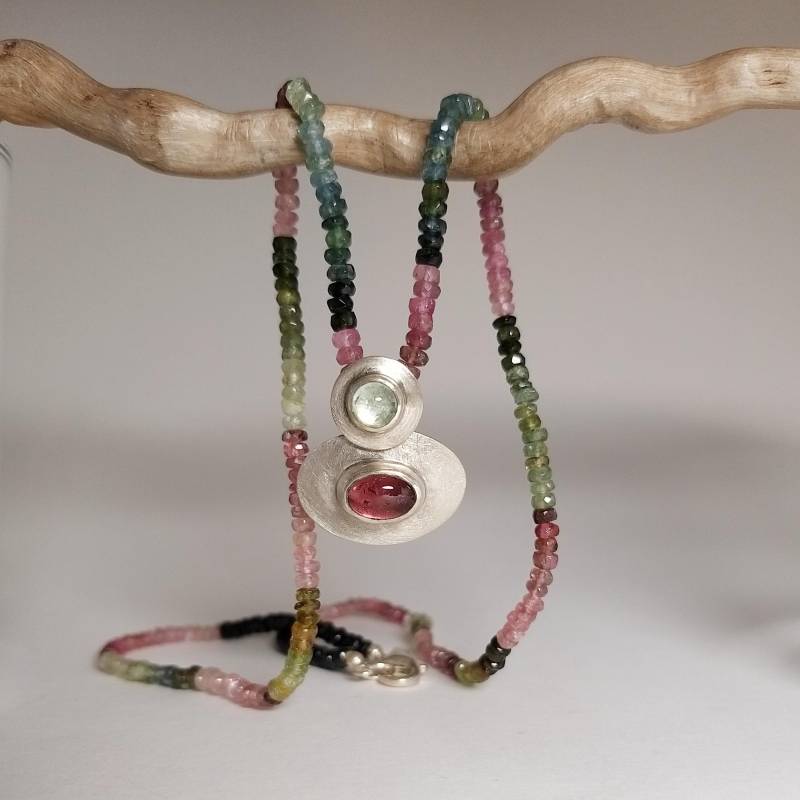 Edle Turmalinkette Mit Turmalin-Anhänger von HilkkaSejaSchmuck