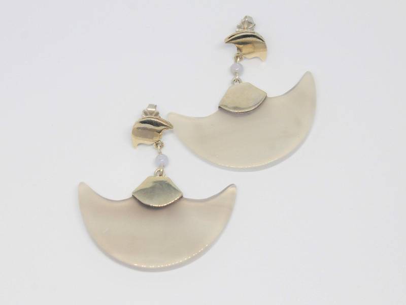 Bergkristall Mezzaluna Tropfen Sterling Silber Ohrringe Mit Perle von HillChapelSilver
