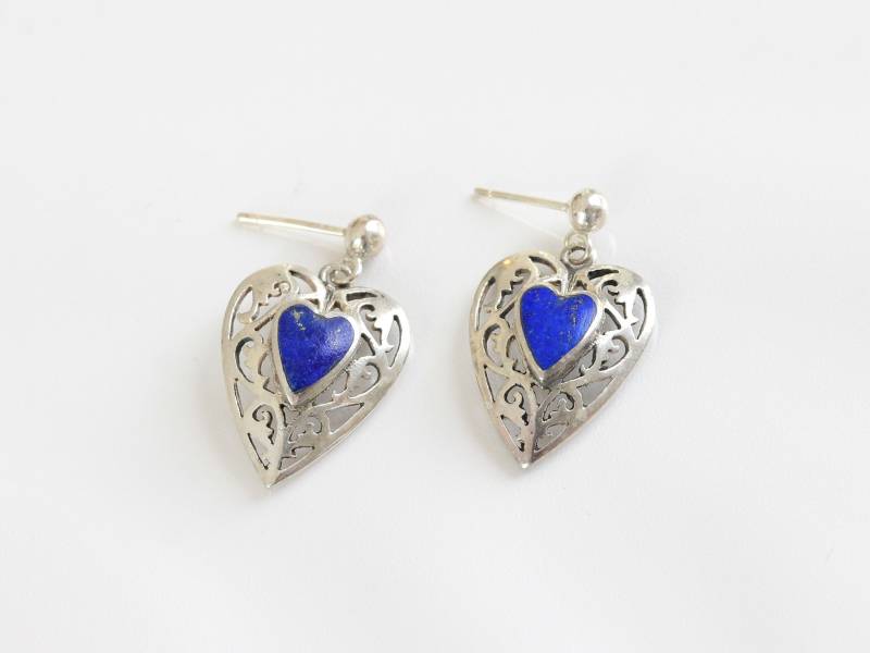 Lapis Filigran Herz Tropfen Silber Ohrringe von HillChapelSilver