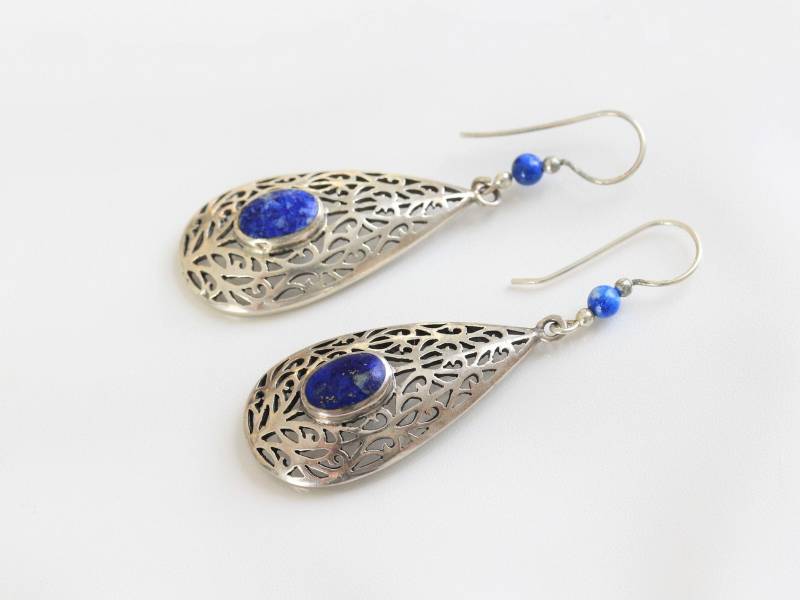 Lapislazuli Filigrane Längliche Tropfen 925 Silber Ohrringe Mit Perle An Haken von HillChapelSilver