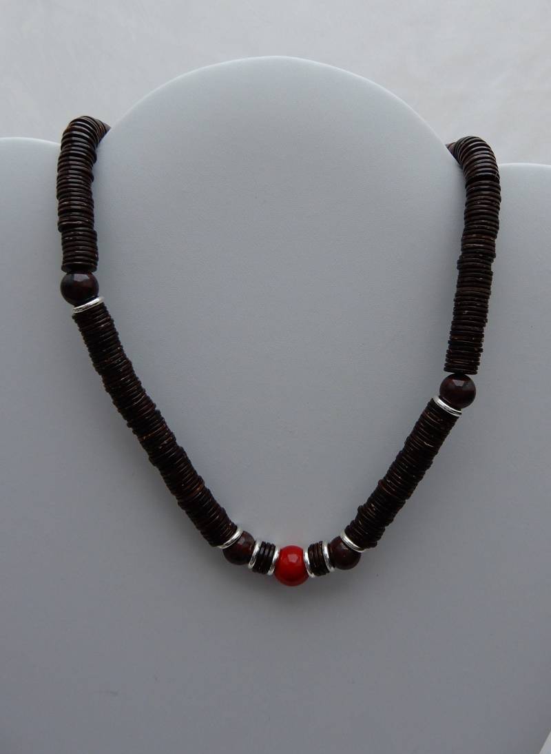 Halskette Aus Kokosnussscheiben Mit Roter Jadeperle Unikat Geschenk Hillabeads Handmade in Germany von HillaBeads