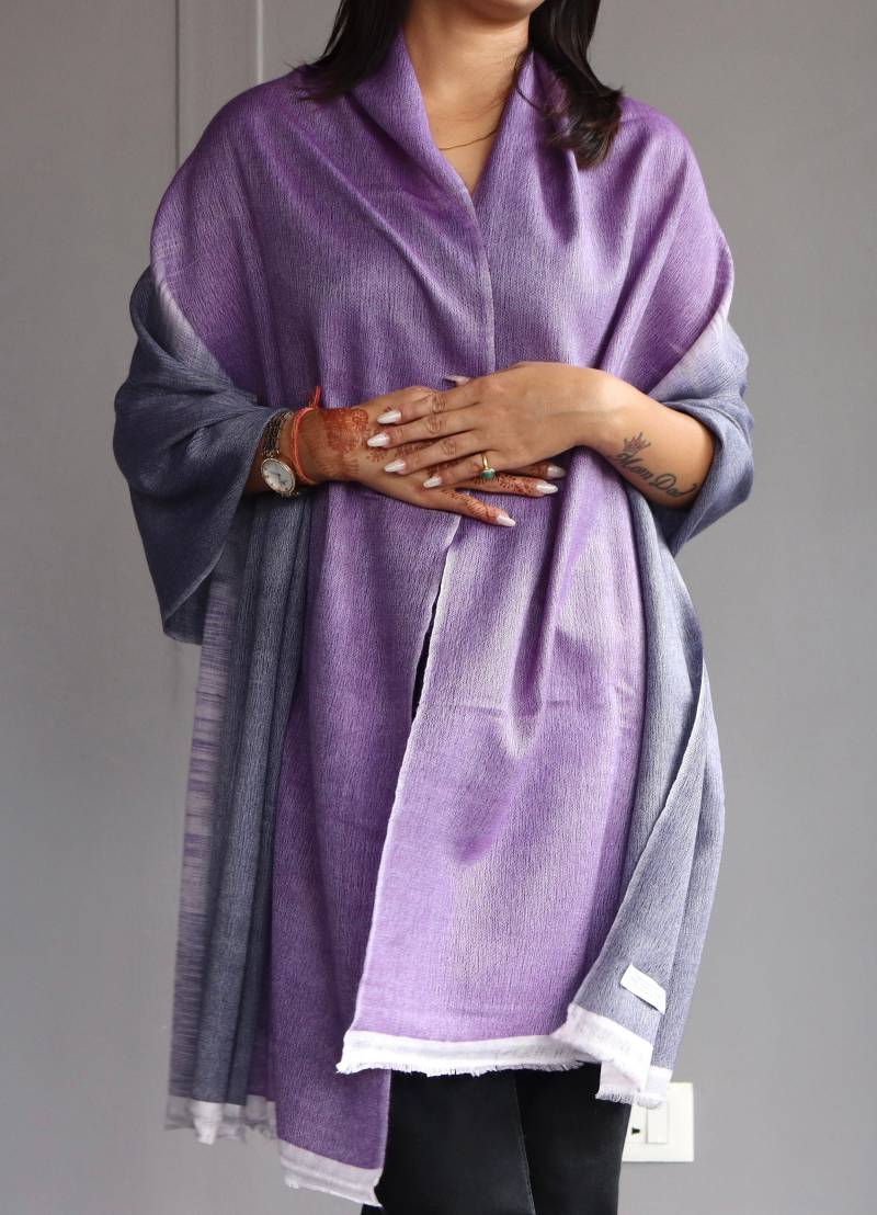 Bedruckter Kaschmirschal Ppalali Dhaka Handgewebter Schal von Himalayanpearl